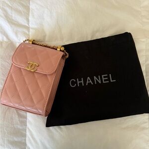 Women's CHANEL Crossbody Bag-NEW!!